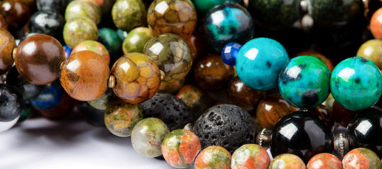 Bijoux en pierres semi-précieuses