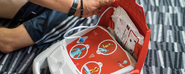 défibrillateur cardiaque grand public